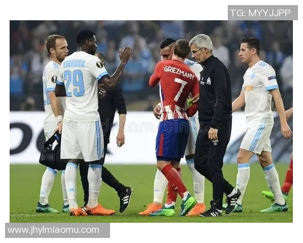 米兰德斯对阵塞维利亚的精彩较量揭幕足球激情之夜